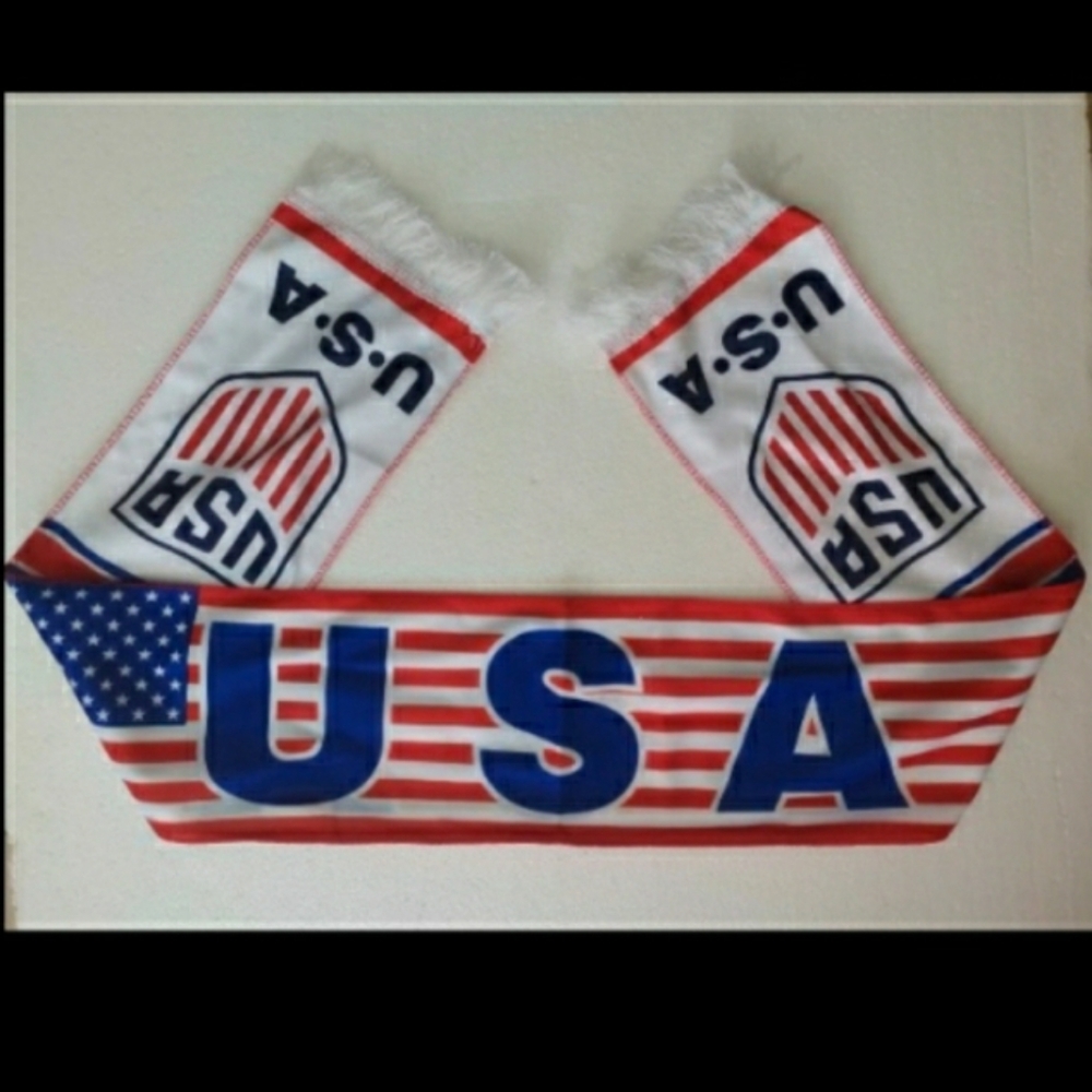 ⚽⚽Teams Scarves (Football ⚽/ Soccer) - Picture 2 of 7